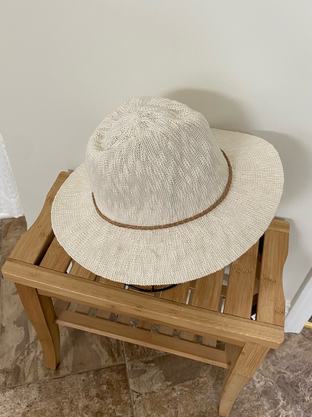 Free People Cream Straw Fedora with Tan Band - Picture 4 of 8